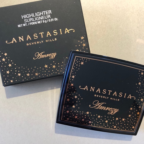 ✨BNIB AUTH Anastasia AMREZY Highlighter - Picture 4 of 8